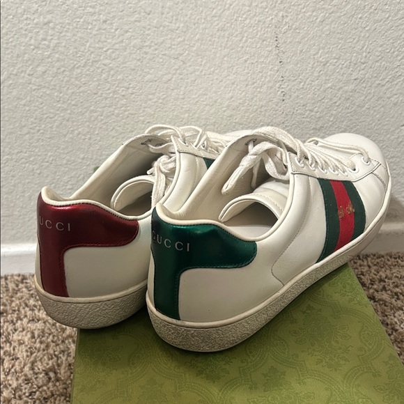 Gucci White Leather Sneakers with Red and Green Web Stripe - Picture 2 of 3